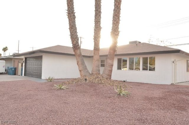 109 Hyacinth Lane, Las Vegas, NV 89107