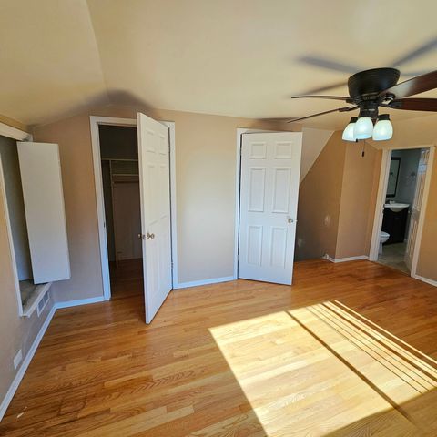 618 W Comstock Avenue, Elmhurst, IL 60126