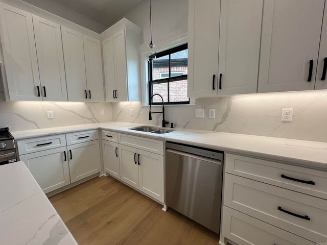 2 Fletcher Ridge Circle, Little Rock, AR 72223