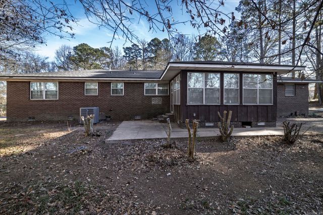 215 N 26Th St Street, Arkadelphia, AR 71923