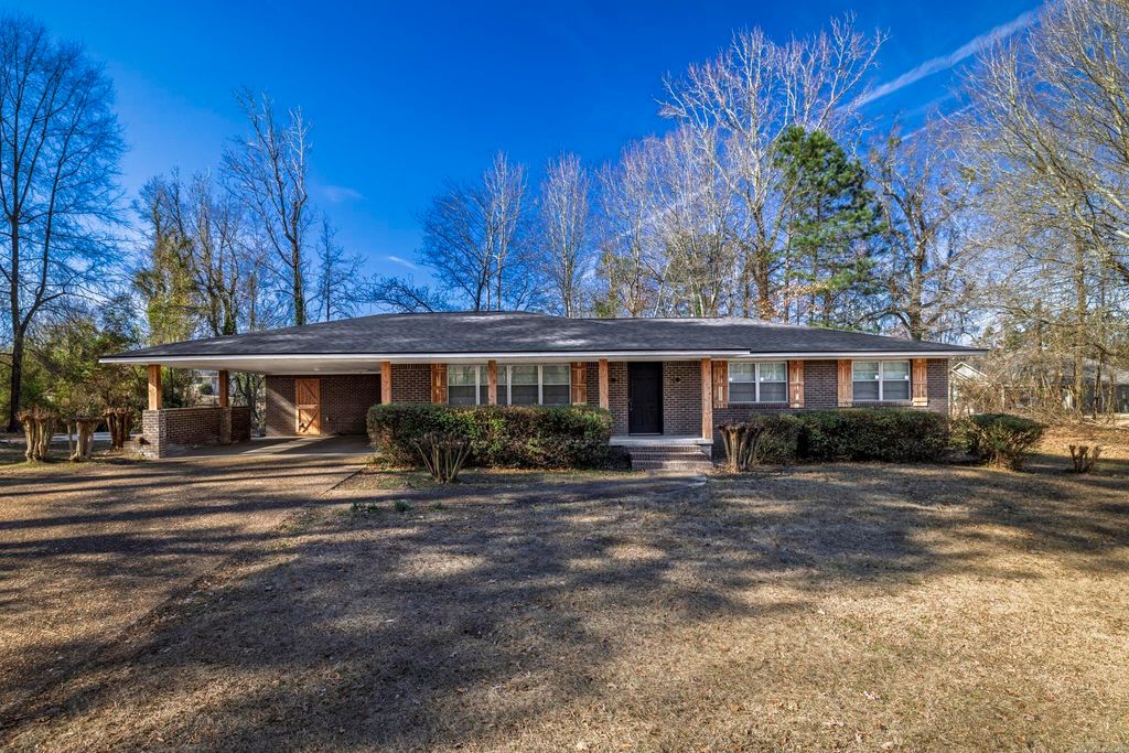 215 N 26Th St Street, Arkadelphia, AR 71923