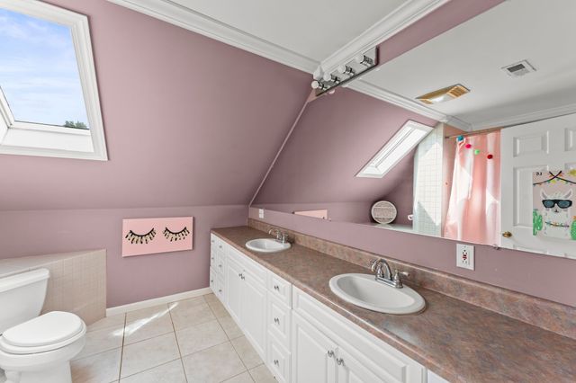 214 Kingsridge Blvd, Tullahoma, TN 37388