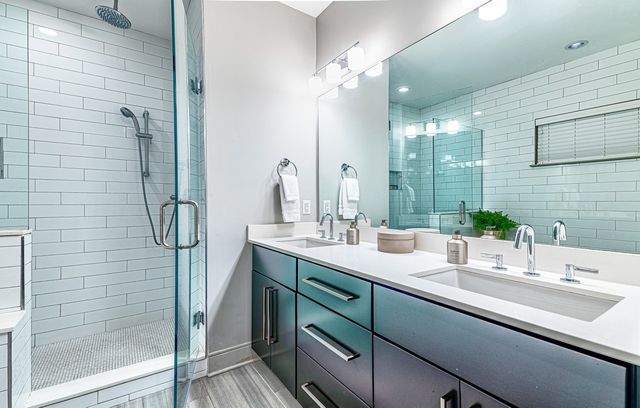 1008 11th Ave, S, Nashville, TN 37203