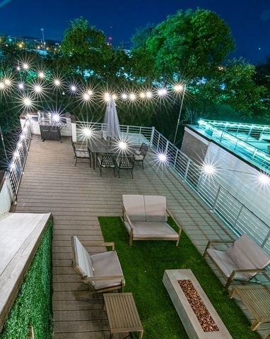 1008 11th Ave, S, Nashville, TN 37203