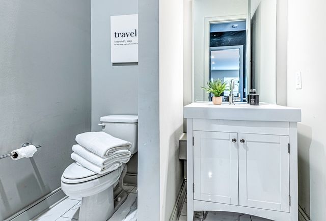 1008 11th Ave, S, Nashville, TN 37203