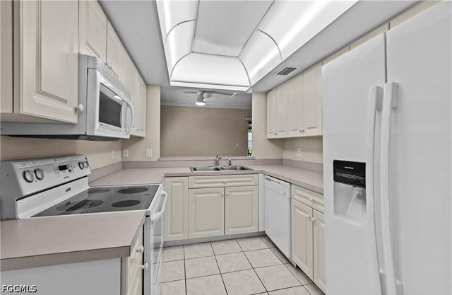 7105 Quail Run CT W 2, Fort Myers, FL 33908