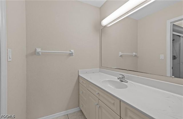 7105 Quail Run CT W 2, Fort Myers, FL 33908