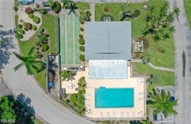 7105 Quail Run CT W 2, Fort Myers, FL 33908