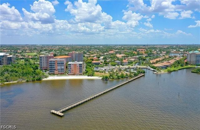 7105 Quail Run CT W 2, Fort Myers, FL 33908