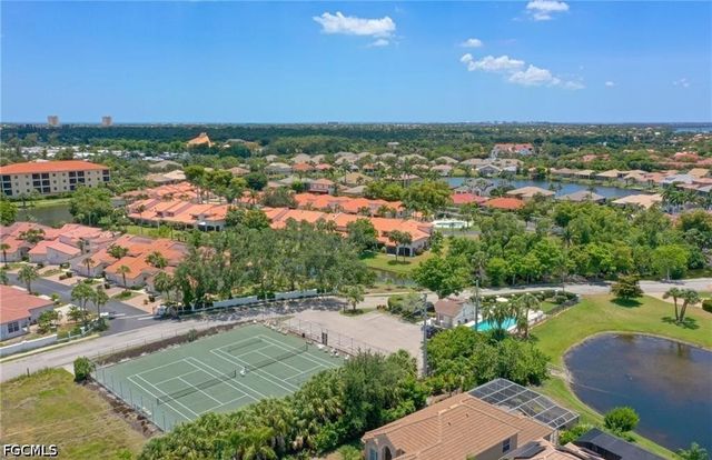 7105 Quail Run CT W 2, Fort Myers, FL 33908