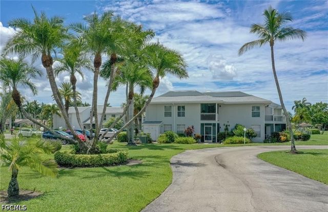 7105 Quail Run CT W 2, Fort Myers, FL 33908