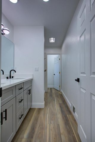 785 Fullerton Dr, Turlock, CA 95382