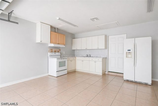 2631 2nd AVE SE, Naples, FL 34117