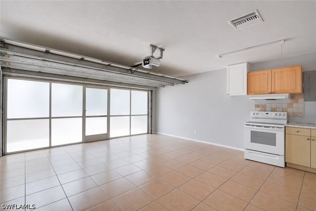 2631 2nd AVE SE, Naples, FL 34117