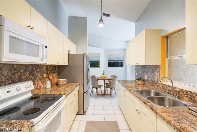 2631 2nd AVE SE, Naples, FL 34117