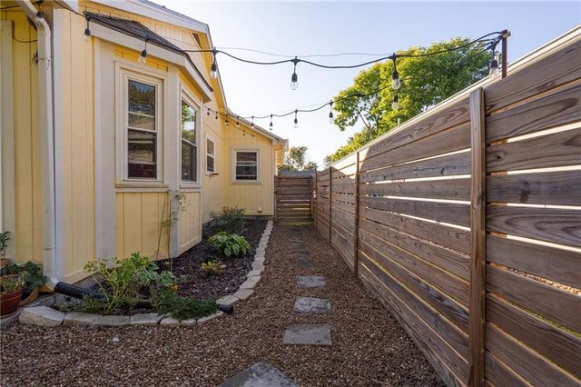 416 Eldridge Street, Lawrence, KS 66049