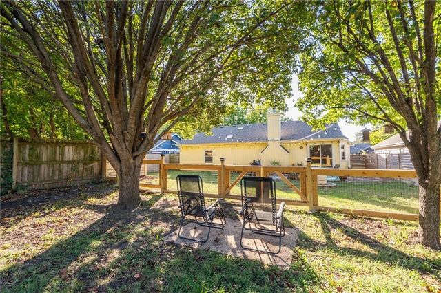 416 Eldridge Street, Lawrence, KS 66049