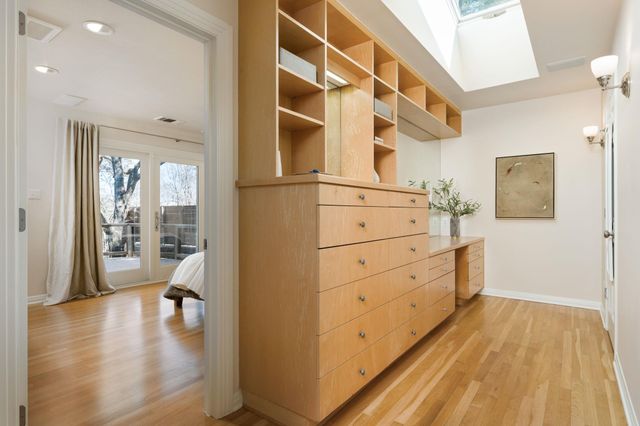 902 Bluebonnet LN, Austin, TX 78704