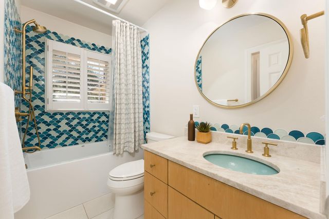 902 Bluebonnet LN, Austin, TX 78704