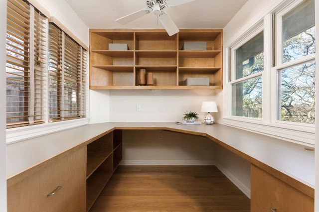 902 Bluebonnet LN, Austin, TX 78704