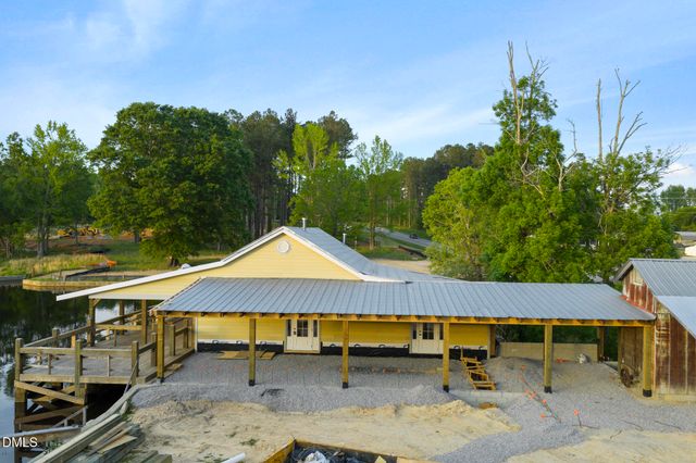 676 Mollie Mdw Drive, Zebulon, NC 27597