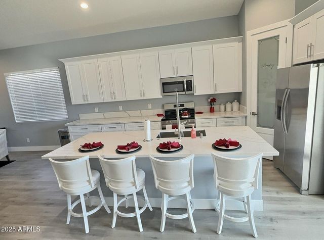 9033 W TROY Drive, Arizona City, AZ 85123