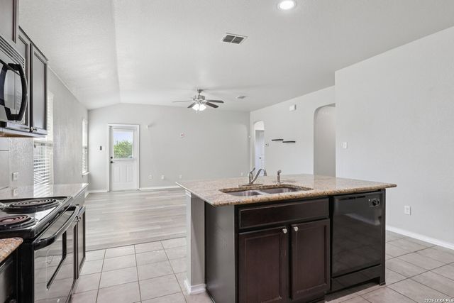 7426 Galileo Line, San Antonio, TX 78252