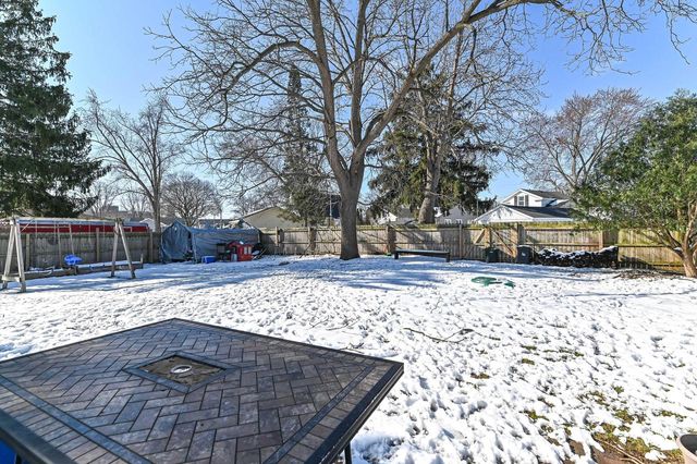 441 S Pine STREET, Burlington, WI 53105