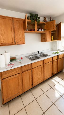 4030 W 22nd Plaza, Gary, IN 46404