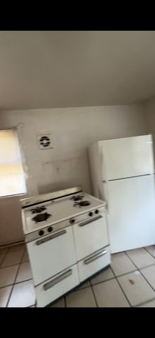 4030 W 22nd Plaza, Gary, IN 46404