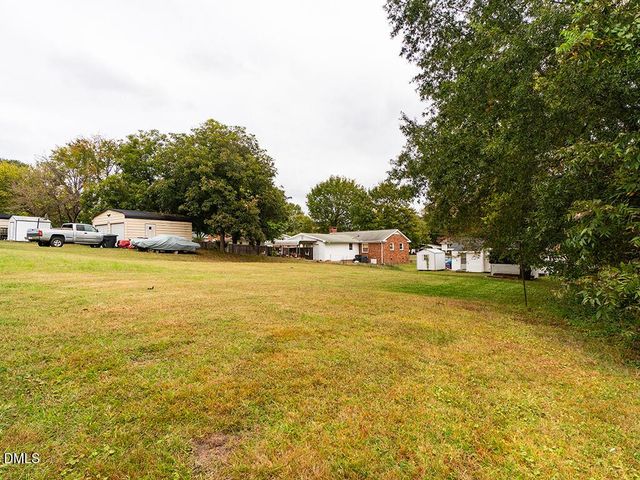 411 Lincoln Street, Burlington, NC 27217