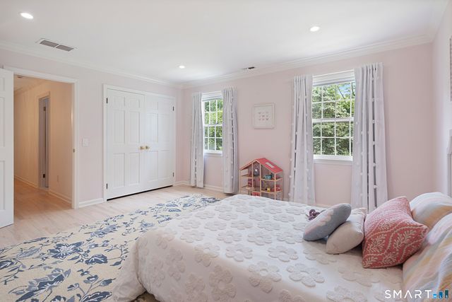 667 Carter Street, New Canaan, CT 06840