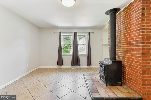 9203 WELLINGTON CT, Lanham, MD 20706