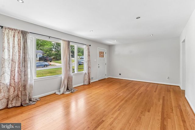 9203 WELLINGTON CT, Lanham, MD 20706