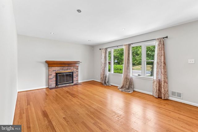 9203 WELLINGTON CT, Lanham, MD 20706