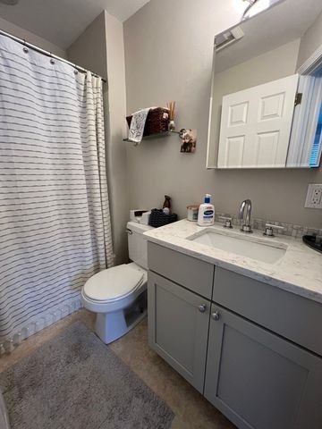 12 Alpine St 2, Somerville, MA 02144