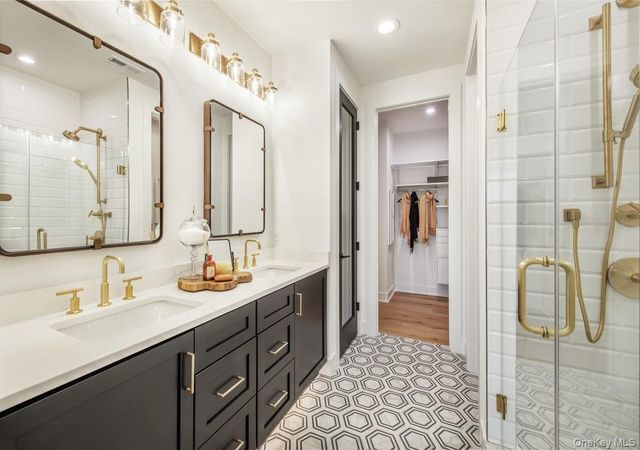 31 Fieldstone Knoll 32, Armonk, NY 10504