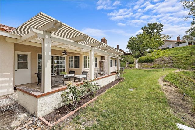 27952 CALLE CASAL, Mission Viejo, CA 92692