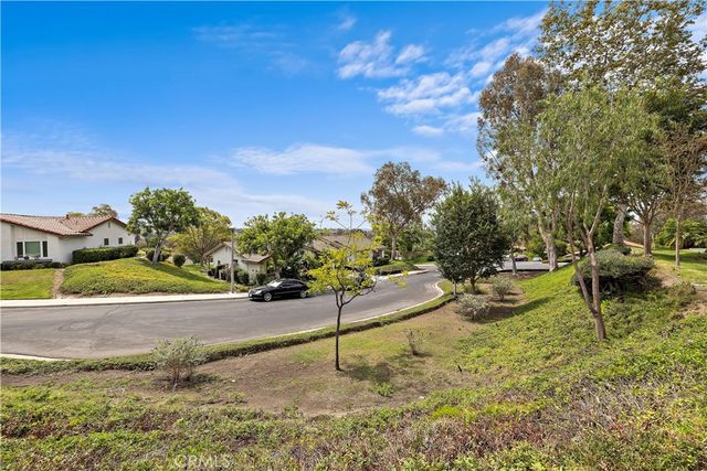 27952 CALLE CASAL, Mission Viejo, CA 92692