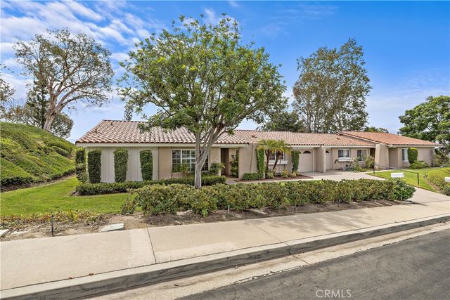27952 CALLE CASAL, Mission Viejo, CA 92692