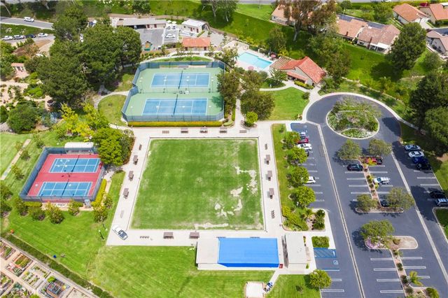 27952 CALLE CASAL, Mission Viejo, CA 92692