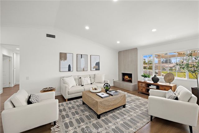 27952 CALLE CASAL, Mission Viejo, CA 92692