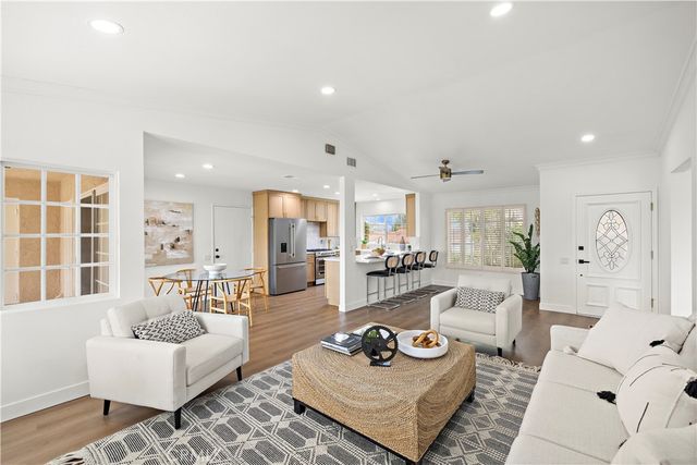 27952 CALLE CASAL, Mission Viejo, CA 92692
