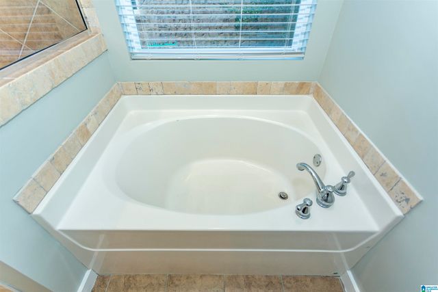 1130 OVERLOOK DRIVE, Trussville, AL 35173