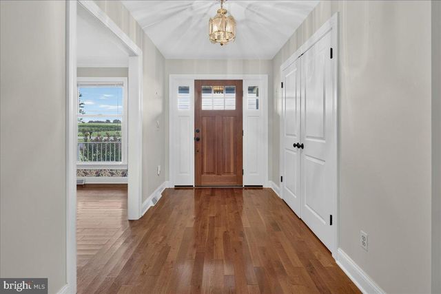 70 JOHN WHITE, Plainsboro, NJ 08536
