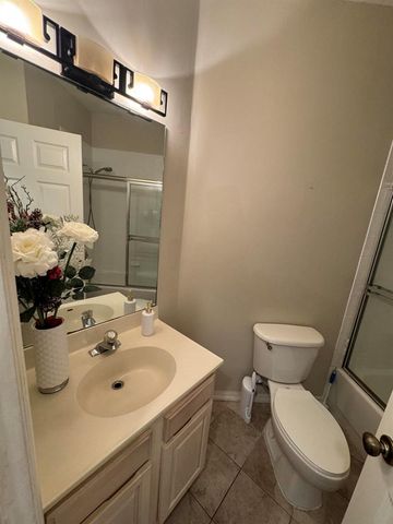 10071 Perfect Drive B, Port St. Lucie, FL 34986