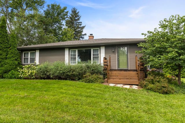2N180 Mildred Avenue, Glen Ellyn, IL 60137