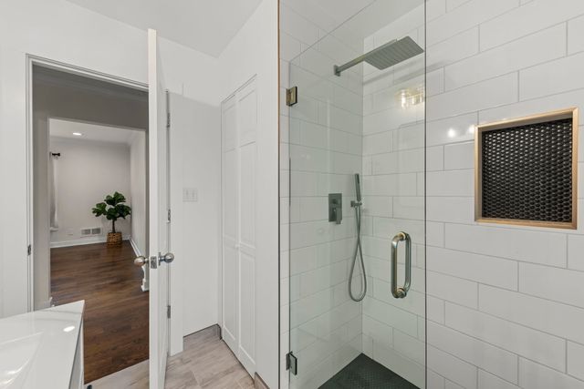 2N180 Mildred Avenue, Glen Ellyn, IL 60137