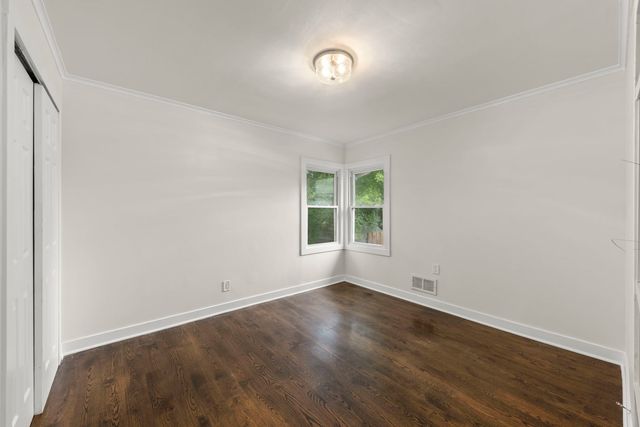2N180 Mildred Avenue, Glen Ellyn, IL 60137