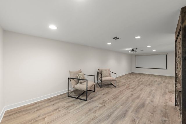2N180 Mildred Avenue, Glen Ellyn, IL 60137